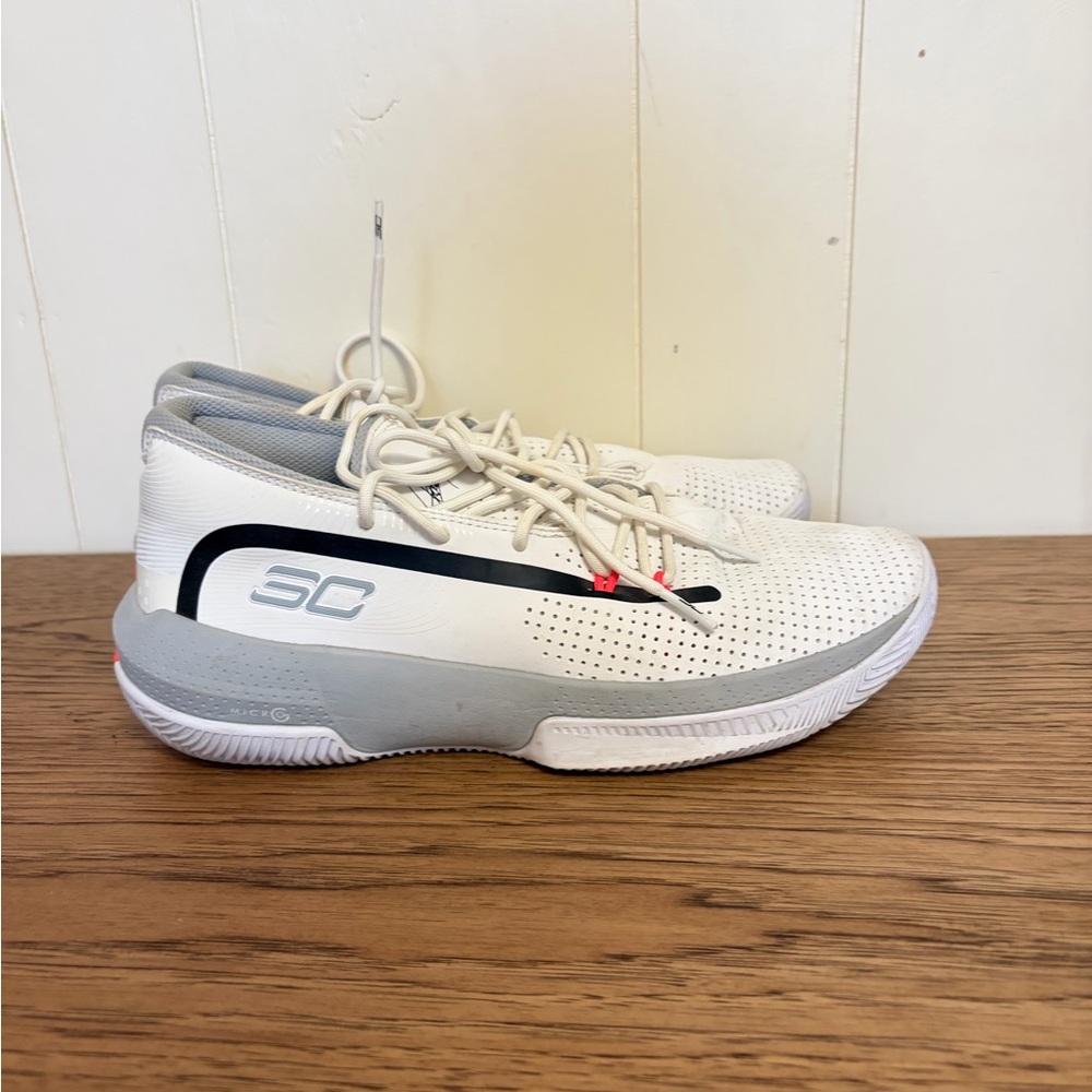 Under Armour SC Steph Curry 3Zero Basketball Shoes Size Men's 9.5 3022048-100